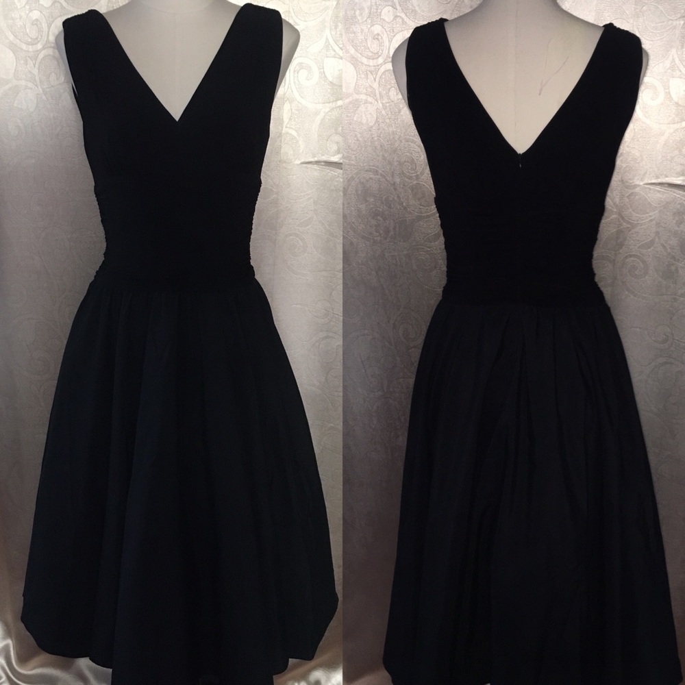 JESSICA HOWARD Fit & Flare Black Midi Dress